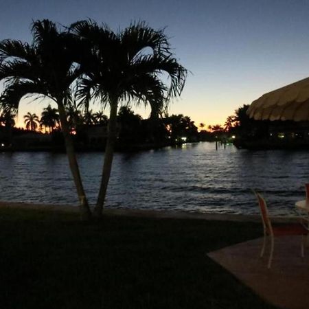 فيلا Studio Intracoastal Views! 5 Min Walk To The Beach بومبانو بيتش المظهر الخارجي الصورة