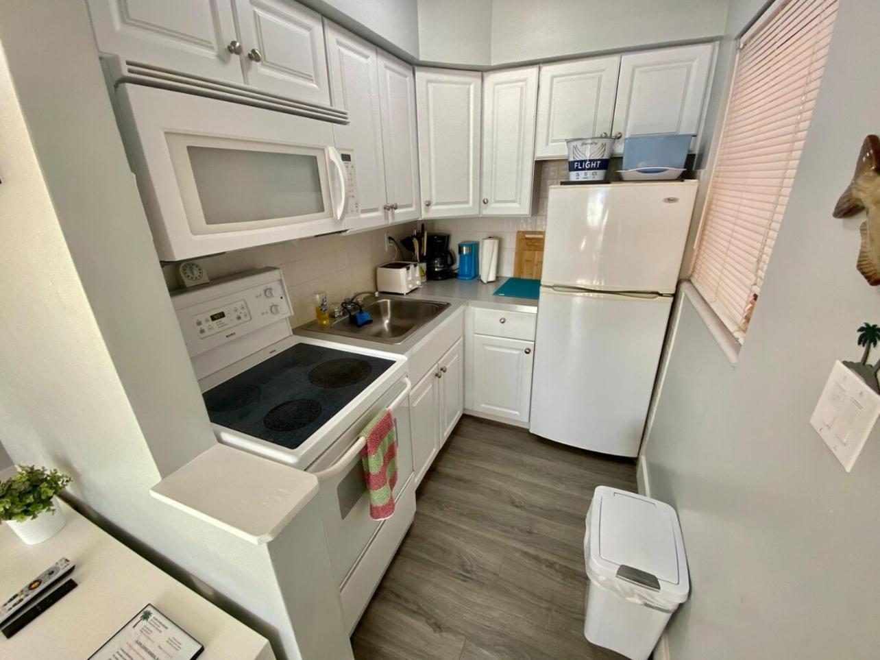 فيلا Studio Intracoastal Views! 5 Min Walk To The Beach بومبانو بيتش المظهر الخارجي الصورة