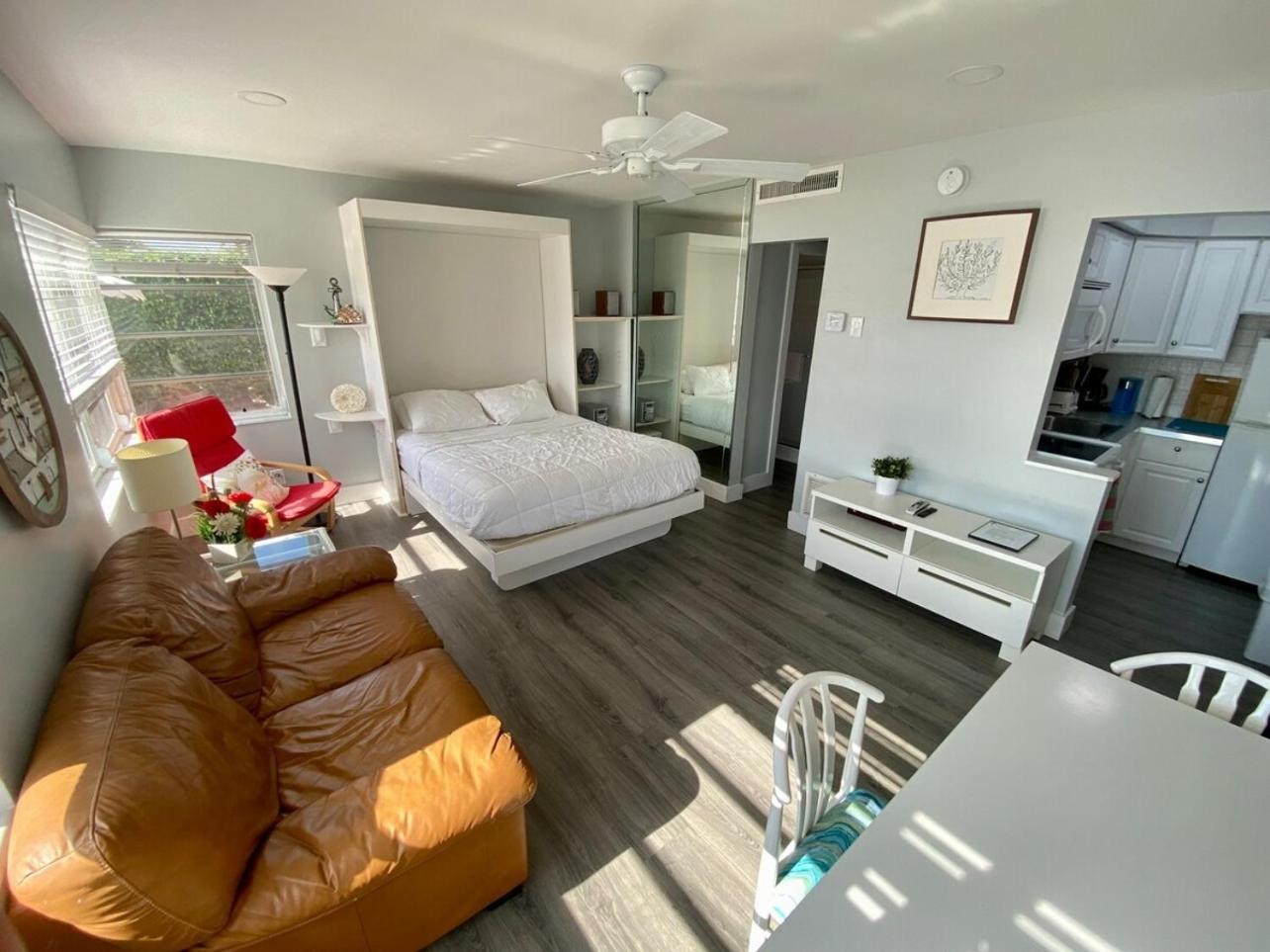 فيلا Studio Intracoastal Views! 5 Min Walk To The Beach بومبانو بيتش المظهر الخارجي الصورة